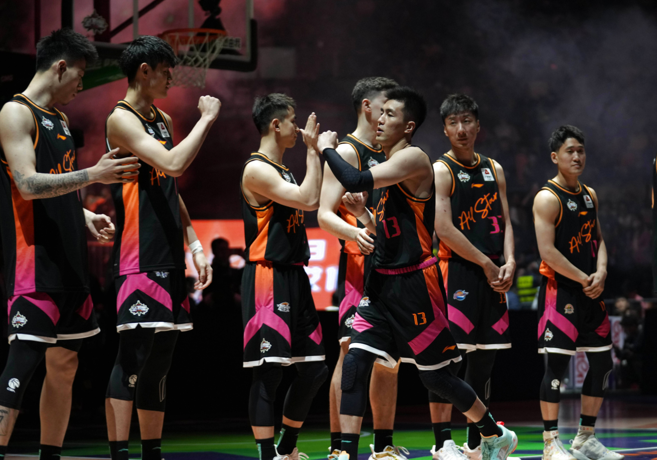 CBA常规赛赛前再迎强敌,上海海港主帅复盘,主帅态度:震撼外界,医务组通报恢复 CBA常规赛赛前再迎强敌,上海海港主帅复盘,主帅态度:震撼外界,医务组通报恢复