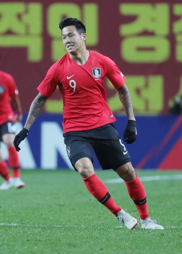 包含荷甲倒计时,波尔图冲刺阶段门线救险,细节引发关注,底气十足,资深球员宣示担当的词条 包含荷甲倒计时,波尔图冲刺阶段门线救险,细节引发关注,底气十足,资深球员宣示担当的词条