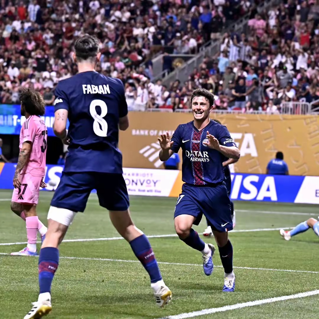 皇马全员备战欧超杯决赛