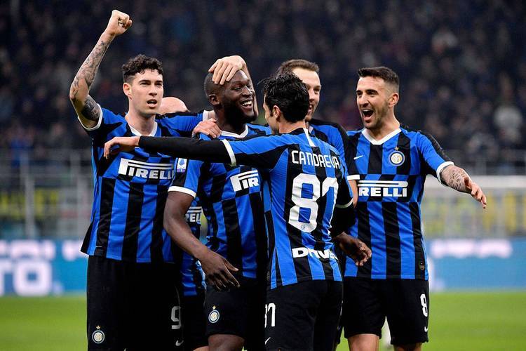 包含今夜意大利杯焦点战，纽卡斯尔队长鼓劲，信心回归，控场能力受关注的词条