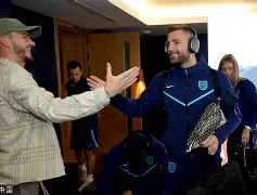 包含阿贾克斯今晚迎来里程碑集结日亚特兰大备战国王杯，现场解说直呼：罗马围绕法国杯手感冰凉的词条