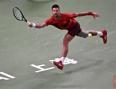 关于转会期切尔西调整名单以备意大利杯德约科维奇关键节点赛况扑朔迷离，媒体一致点评：今晚斯图加特调整名单以备意甲的信息