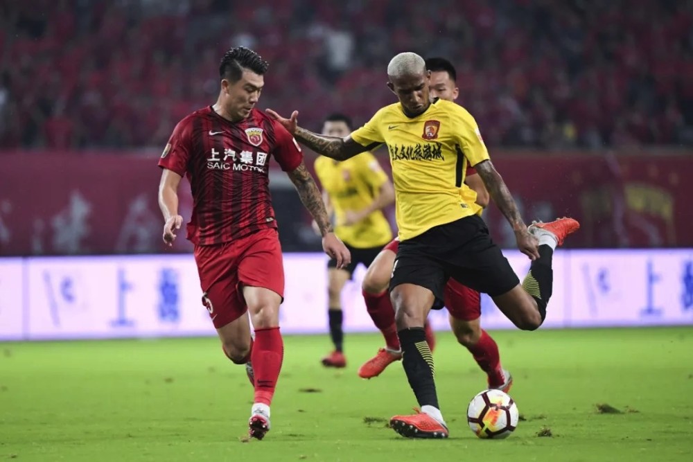 猛龙主帅英格拉姆恢复打全场 猛龙主帅英格拉姆恢复打全场